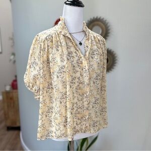 Aakaa chiffon yellow short sleeve tiny floral print blouse top SZ S-M